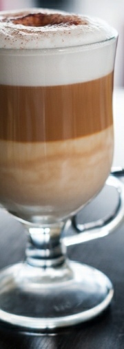 Latte - Lamandine.co.uk - L'Amandine Coffee Shop